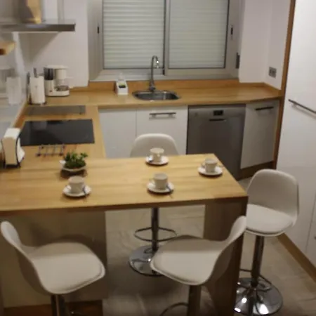 Rosalia De Castro, 41 - Centro - Vut-co-01904 Apartman