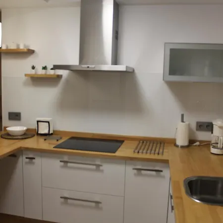 Rosalia De Castro, 41 - Centro - Vut-co-01904 * سانتياغو دي كومبوستيلا