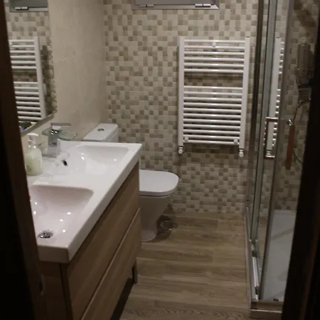 Rosalia De Castro, 41 - Centro - Vut-co-01904