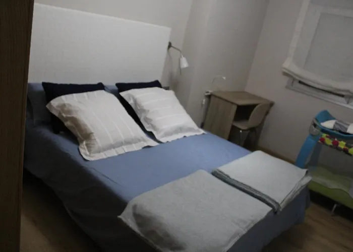 Rosalia De Castro, 41 - Centro - Vut-co-01904 *